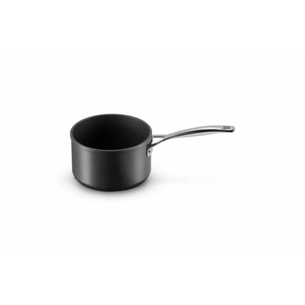 Casserole 18 Cm Anti-Adhérente Les Forgées Le Creuset 3 Casserole 18 Cm Anti-Adhérente Les Forgées Le Creuset