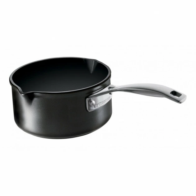 Casserole 2 Becs Verseurs 16 Cm Anti-Adhérente Les Forgées Le Creuset 3 Casserole 2 Becs Verseurs 16 Cm Anti-Adhérente Les Forgées Le Creuset