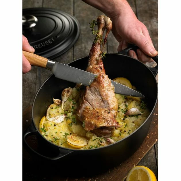 Cocotte En Fonte Ovale 33 Cm Noir Mat Le Creuset Signature 8 Cocotte En Fonte Ovale 33 Cm Noir Mat Le Creuset Signature – Image 6