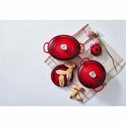 Cocotte En Fonte Ronde 22 Cm Cerise Le Creuset Signature -Cookway boutique cocotte en fonte ronde 22 cm cerise le creuset signature 5