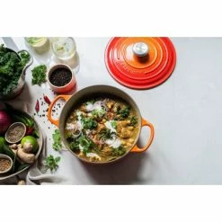 Cocotte En Fonte Ronde 22 Cm Volcanique Le Creuset Signature -Cookway boutique cocotte en fonte ronde 22 cm volcanique le creuset signature 5