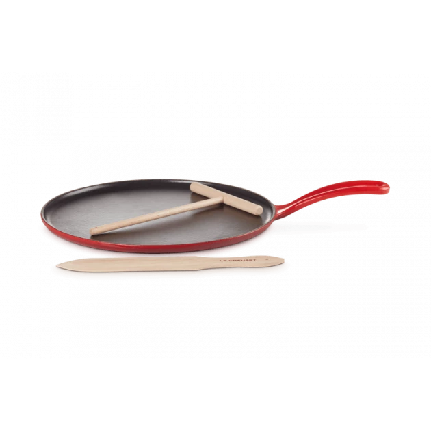 Crêpière Fonte Émaillée 27 Cm Cerise Avec Accessoires Le Creuset 4 Crêpière Fonte Émaillée 27 Cm Cerise Avec Accessoires Le Creuset – Image 2
