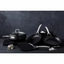Poêle 22 Cm Anti-Adhérente Les Forgées Le Creuset -Cookway boutique poele 22 cm le creuset anti adherente les forgees 4