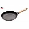Poêle En Fonte Noir 24 Cm Manche Bois Staub -Cookway boutique poele en fonte noir 24 cm manche bois staub