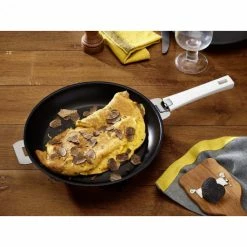 Poêle Mutine Ø 28 Cm Manche Amovible Anti-Adhésive Inox Cristel -Cookway boutique poele mutine o 28 cm manche amovible anti adhesive inox cristel 4