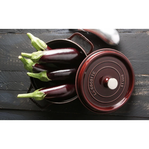 STAUB Cocotte Fonte Ronde 24 Cm Grenadine Majolique 3,8 L 4 STAUB Cocotte Fonte Ronde 24 Cm Grenadine Majolique 3,8 L – Image 2